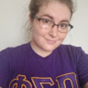 Meet your Posher, Claudia